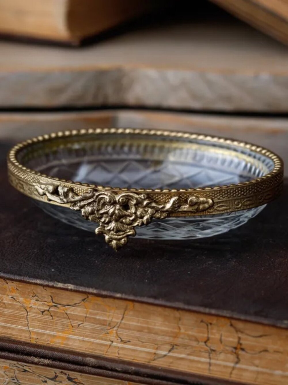 Oval Soap Dish NEW